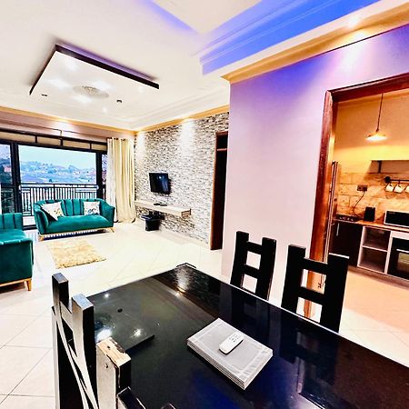 Trendy Apartments เอนเทบเบ้ ภายนอก รูปภาพ