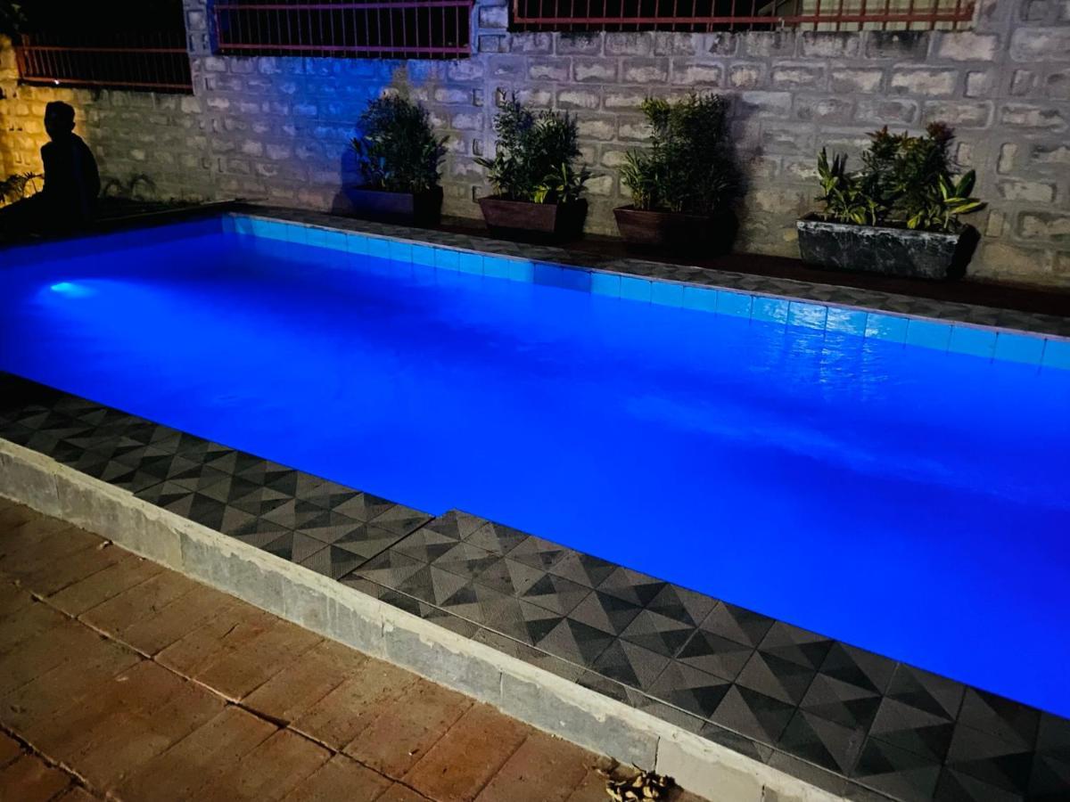 Trendy Apartments เอนเทบเบ้ ภายนอก รูปภาพ