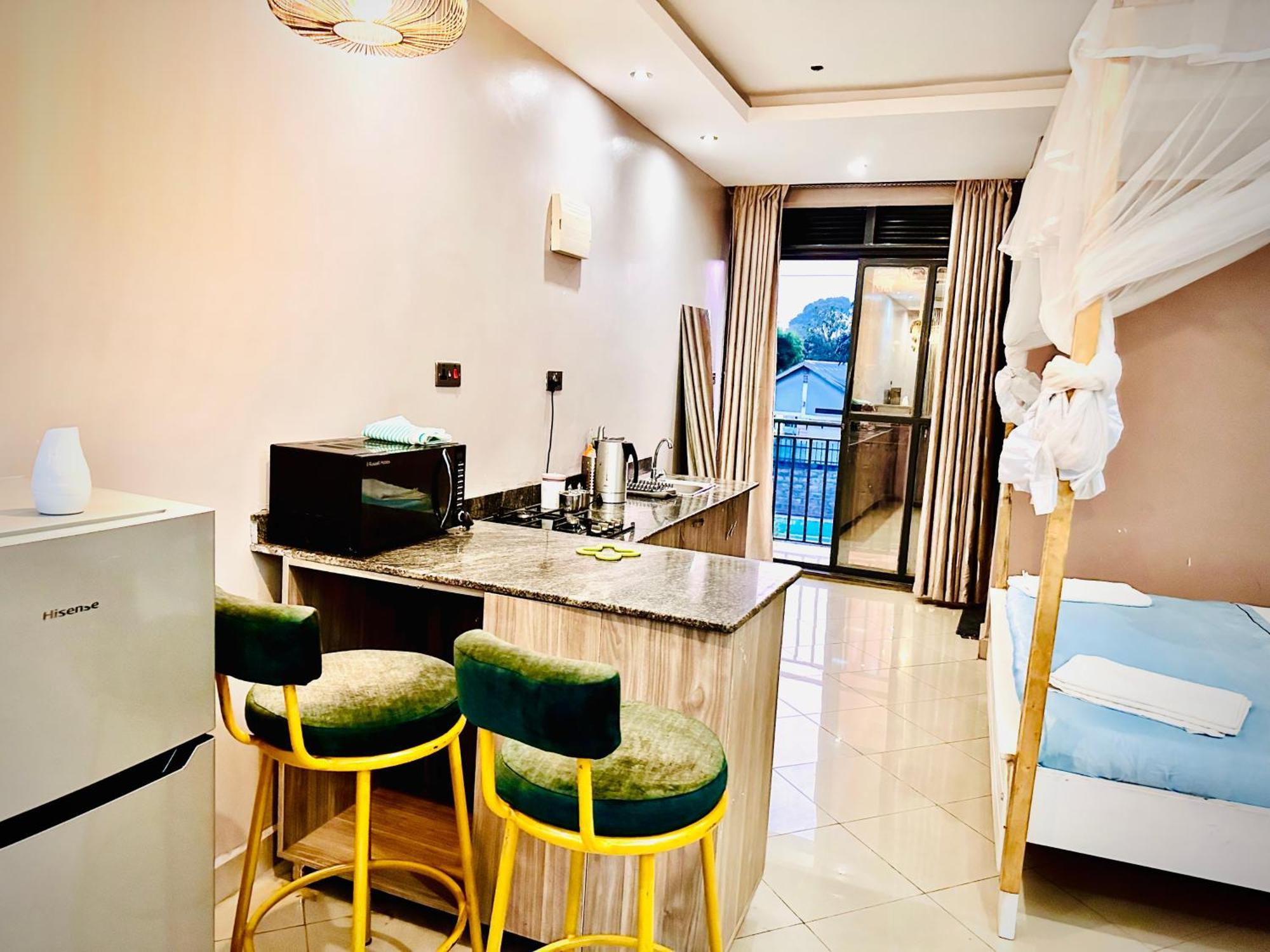 Trendy Apartments เอนเทบเบ้ ภายนอก รูปภาพ