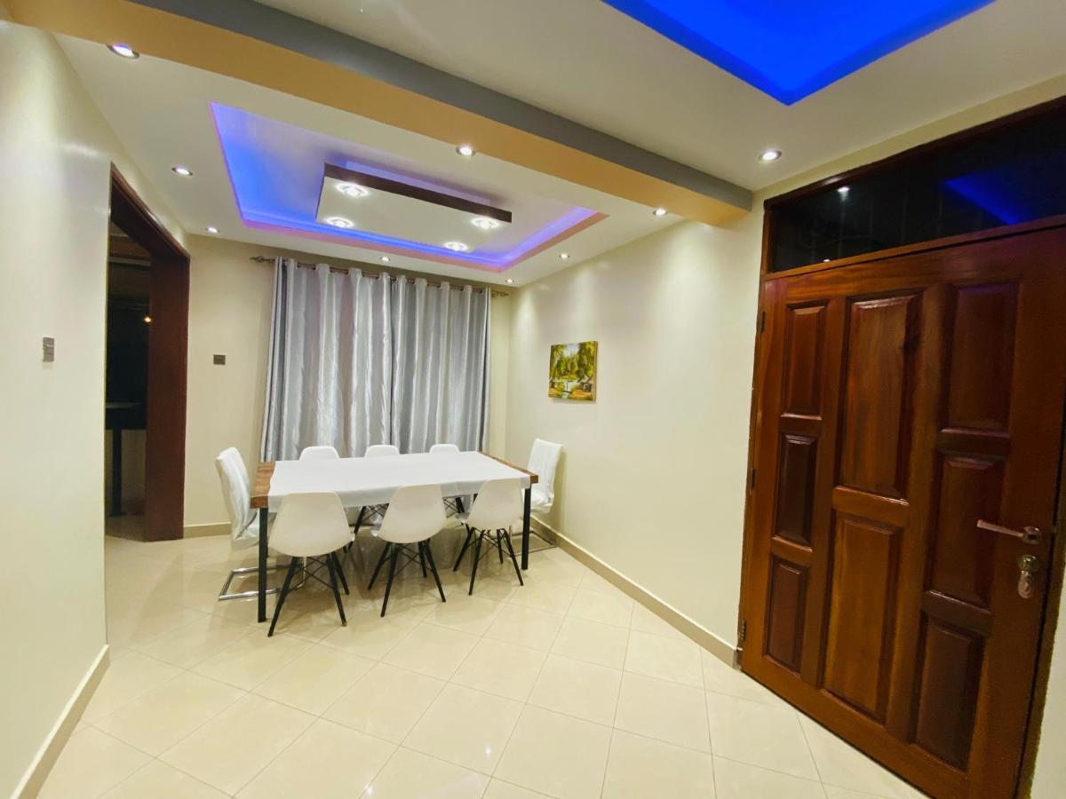 Trendy Apartments เอนเทบเบ้ ภายนอก รูปภาพ